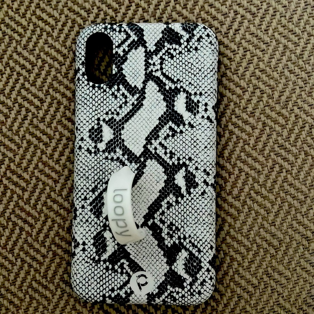 Loopy case for Xr Apple I phone